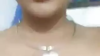 خضوع الأم الناضجة: بورن هيمنة قاسية