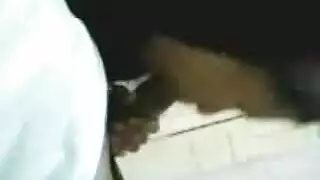 إباحية عربية ساخنة: جلسة نيك لبنانية جامحة لنادية علي