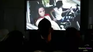 عاهرات ناضجات تمارس الجنس مثل نجمات الإباحية