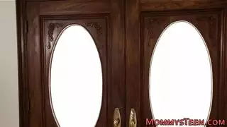 نيكعنيفمترجم