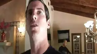 معلمه تغتصب تلميذتها