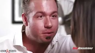 جلسة نيك ثلاثي مكثفة مع ميلفين ساخنتين وزب كبير
