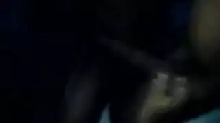 حلاقة فيفيانا الناعمة تستدعي قضيب زوجها المتصلب