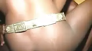 إكس إكس إكس: كبائن استحمام مسجلة سرًا مع جماع