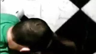 اخته في حمامات عامه