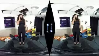 جلسة الواقع الافتراضي بزب ضخم: أنيسا كيت تحصل على ثقبها الضيق المُدمر