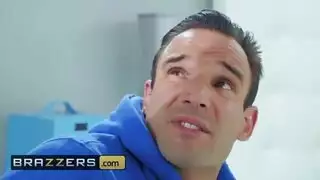 فرج زوجة الأب المبلول يتوق لجنس ابن الزوج الإباحي العنيف