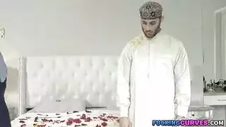 شخص يتحرش ينيك خته سعوديات