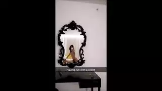 اختراق مزدوج شيميل: ثداء كبيرة ومؤخرة في غانغبانغ صريح