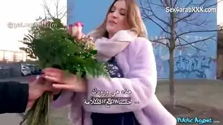 مراهقة إيطالية تمارس الجنس مقابل النقود في مشهد بورنو مباشر