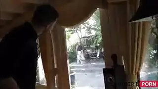 قحبة جسمها متغطي بالتاتو تتناك نيك مزدوج
