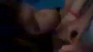 بيت العاهرات العراقي: نيك جماعي غير متوقف في الغرفة