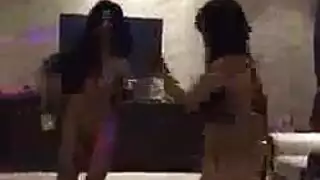 فتيات سن مراهقه