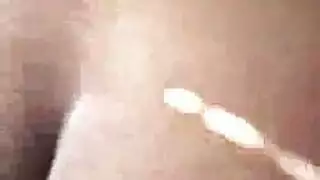 جنس شرجي مزدوج قوي لمراهقة نحيفة