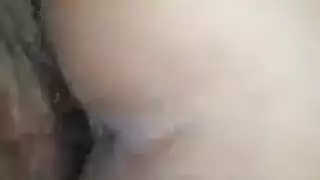 أفلام نيك: مؤخرة جوي السوداء تكاد تتمزق الجينز