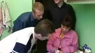 نجمات البورنو الأم الروسية في فيديو إيلاج مزدوج مكثف