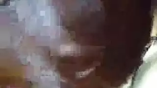 ثنائي سحاقي يدعو صديقهما الذكر لـشواء مزدوج وقذف داخلي