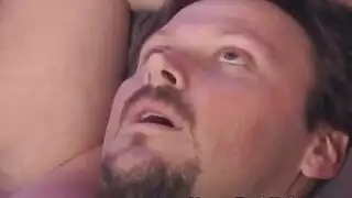 أسرار عائلية إباحية