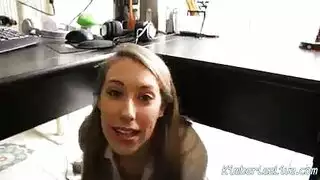 قضيب شقراء جائع لفم رطب