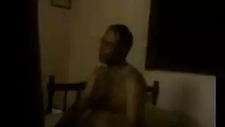 لحم محرم: سكس عربي صريح تحت الغطاء