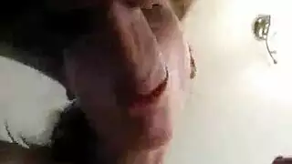 ام تمارس مع حارس باب