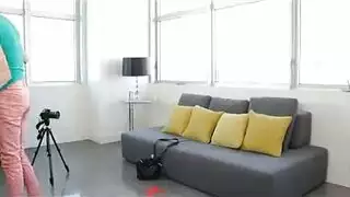 إباحية سوداء على سوداء: شرج قاسي بقضبان أفريقية ضخمة