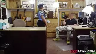 قضيب سوداني مكثف في فرج مبلل