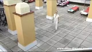 عاري وخام: صور مكرم بشير غير الخاضعة للرقابة